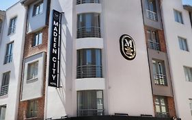 Madeen City Hotel